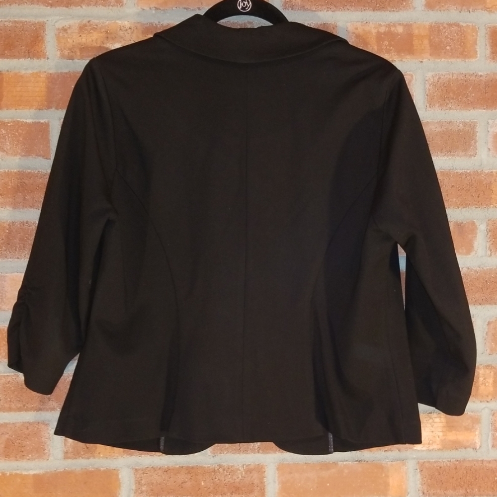 Torrid Studio Collection Button Front Blazer - Picture 4 of 7